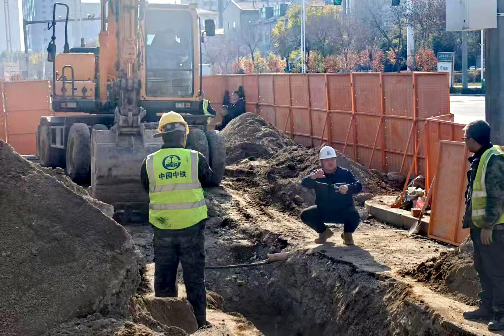 大干100天 决胜保目标④|银川中铁水务贺兰供水开云下注（中国）官网：抢时拼劲攻难关 质效并举惠民生